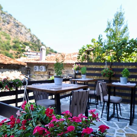 Ador Boutique Hotel Berat Exterior foto